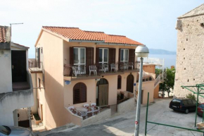 Гостиница Apartments with a parking space Igrane, Makarska - 2650  Игране